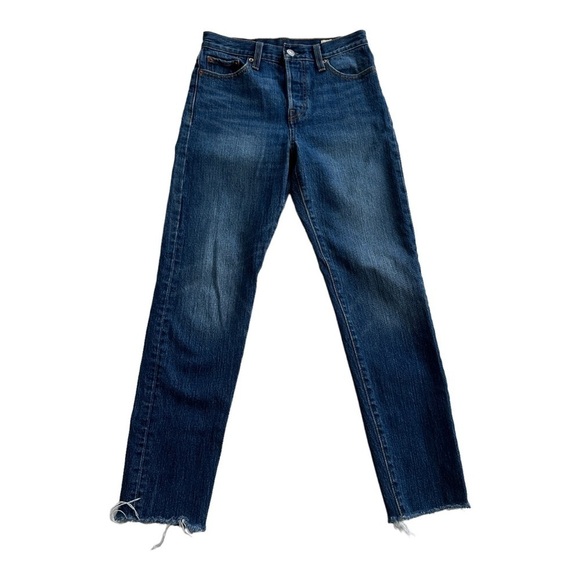 Levi's Wedgie Skinny Jean Fray Ankle Crop White Oak Cone Denim Classic Tint 26 - Picture 2 of 10